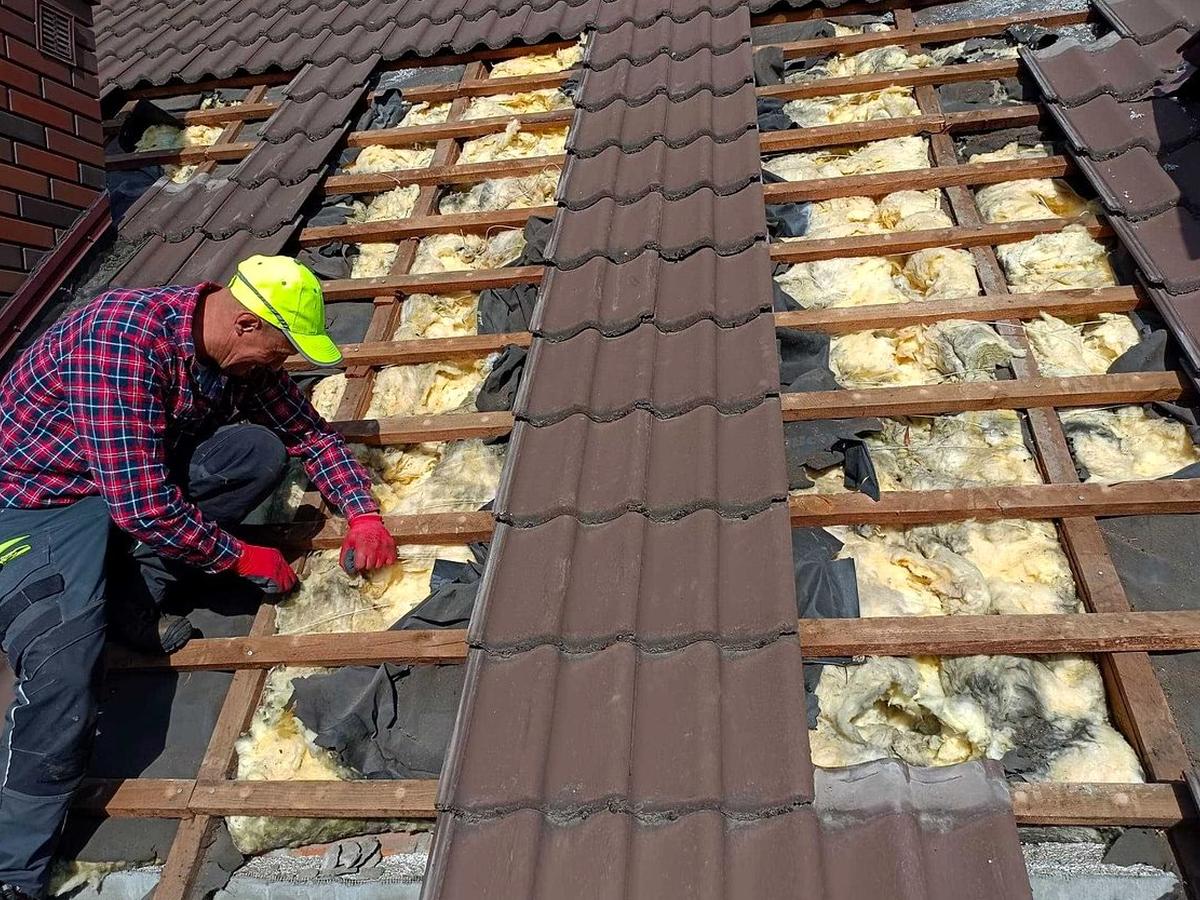 Reparatii acoperis tigla ceramica